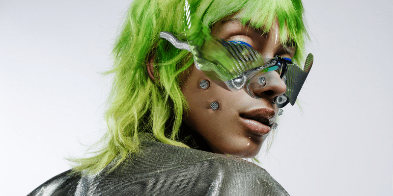 <div style="text-align:right">GREEN FIRE Sarah Mayer. Photographer <a href="<a href=
