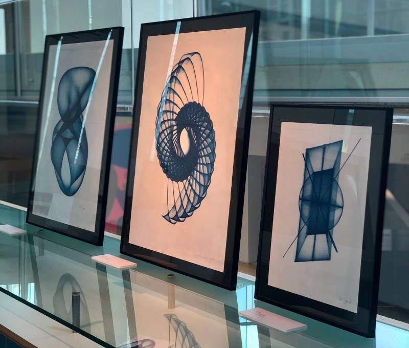 <em><span style="font-size:10px;line-height:10px;">Kunstenaar: Ralf Jacobs - Laser Cyanotypes </span></em>